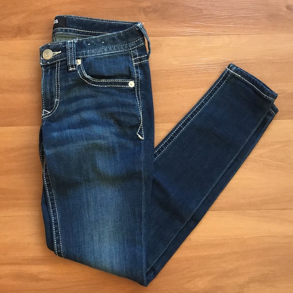 Express Skinny Jeans. Size 4 - Picture 2 of 4